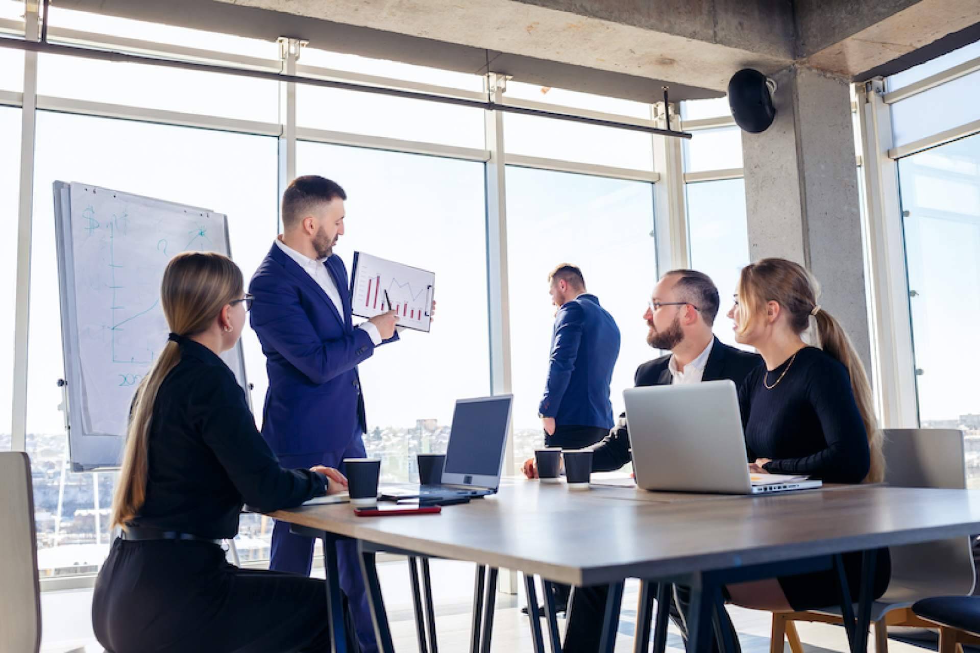 ¿Cuáles son las funcionalidades CRM moderno para toda empresa? con Pipedrive