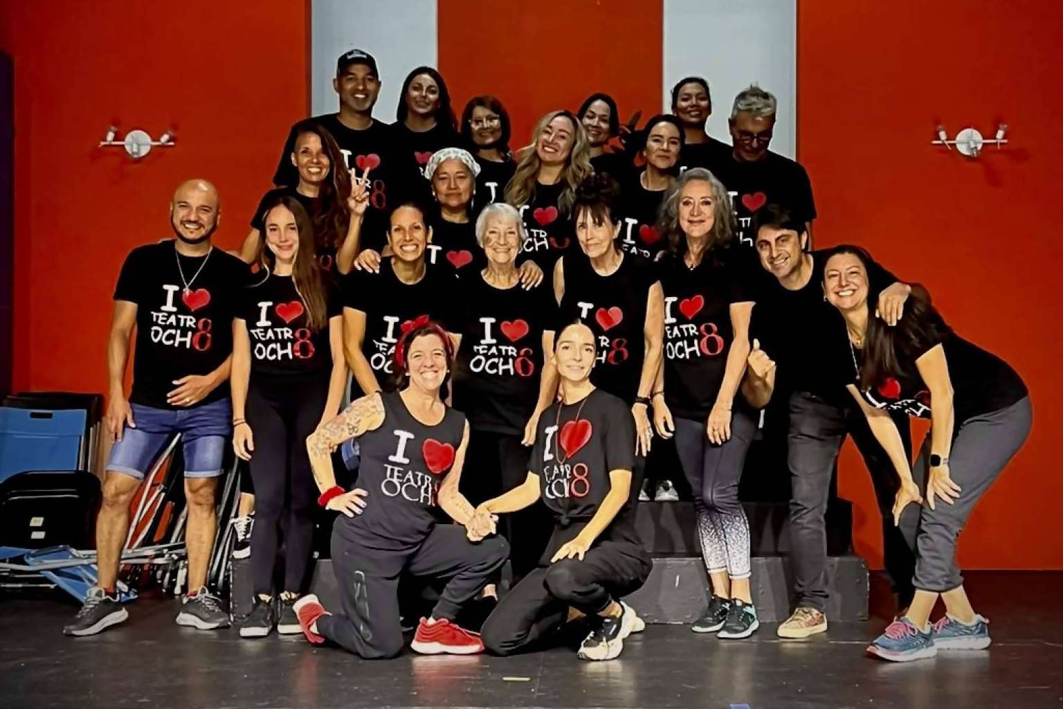 Jessica Álvarez Dieguez (Argentina) y Elena Medina (España) imparten en Teatro 8 un taller de teatro