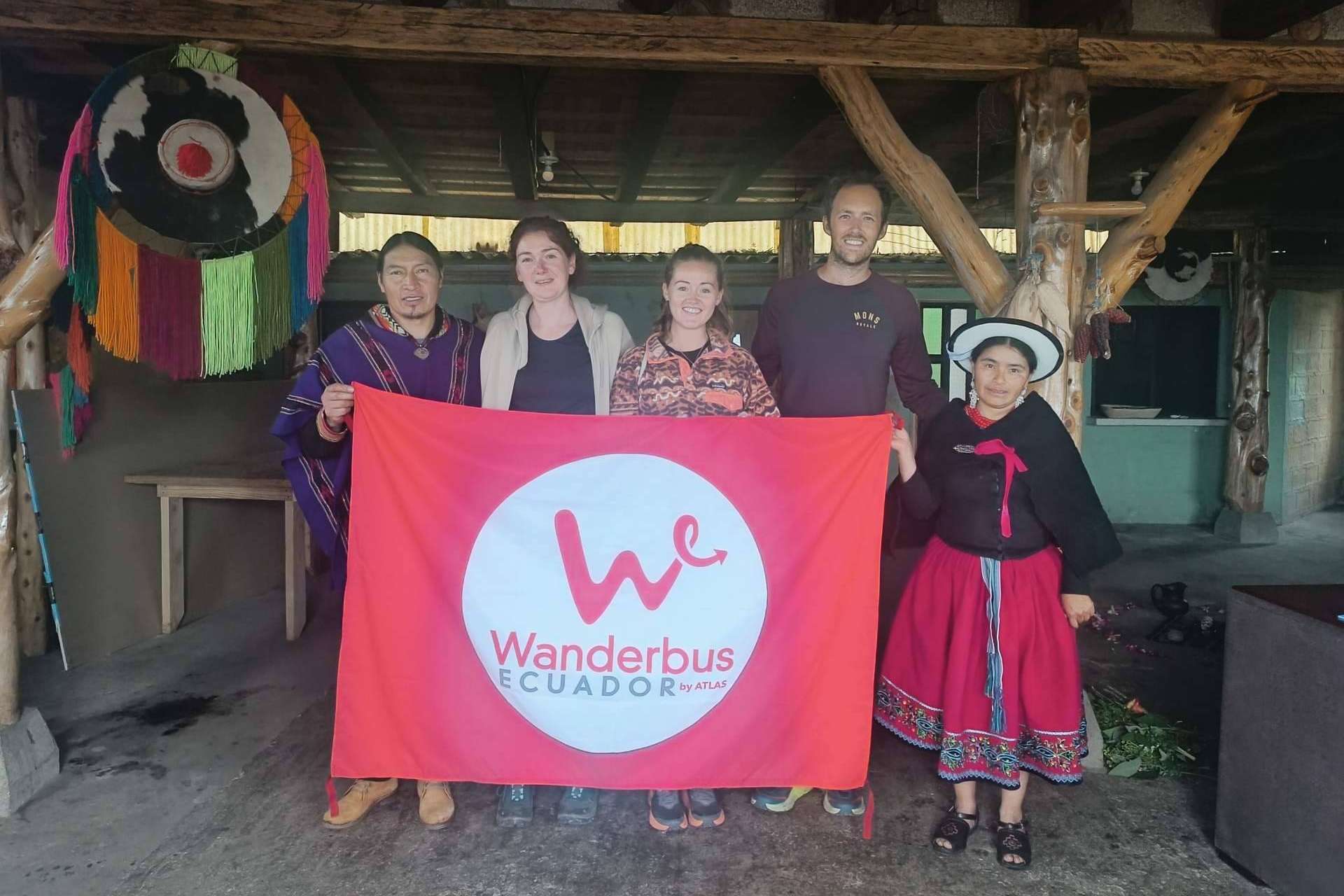 Turismo comunitario y sustentable en Ecuador posible gracias a WanderBus