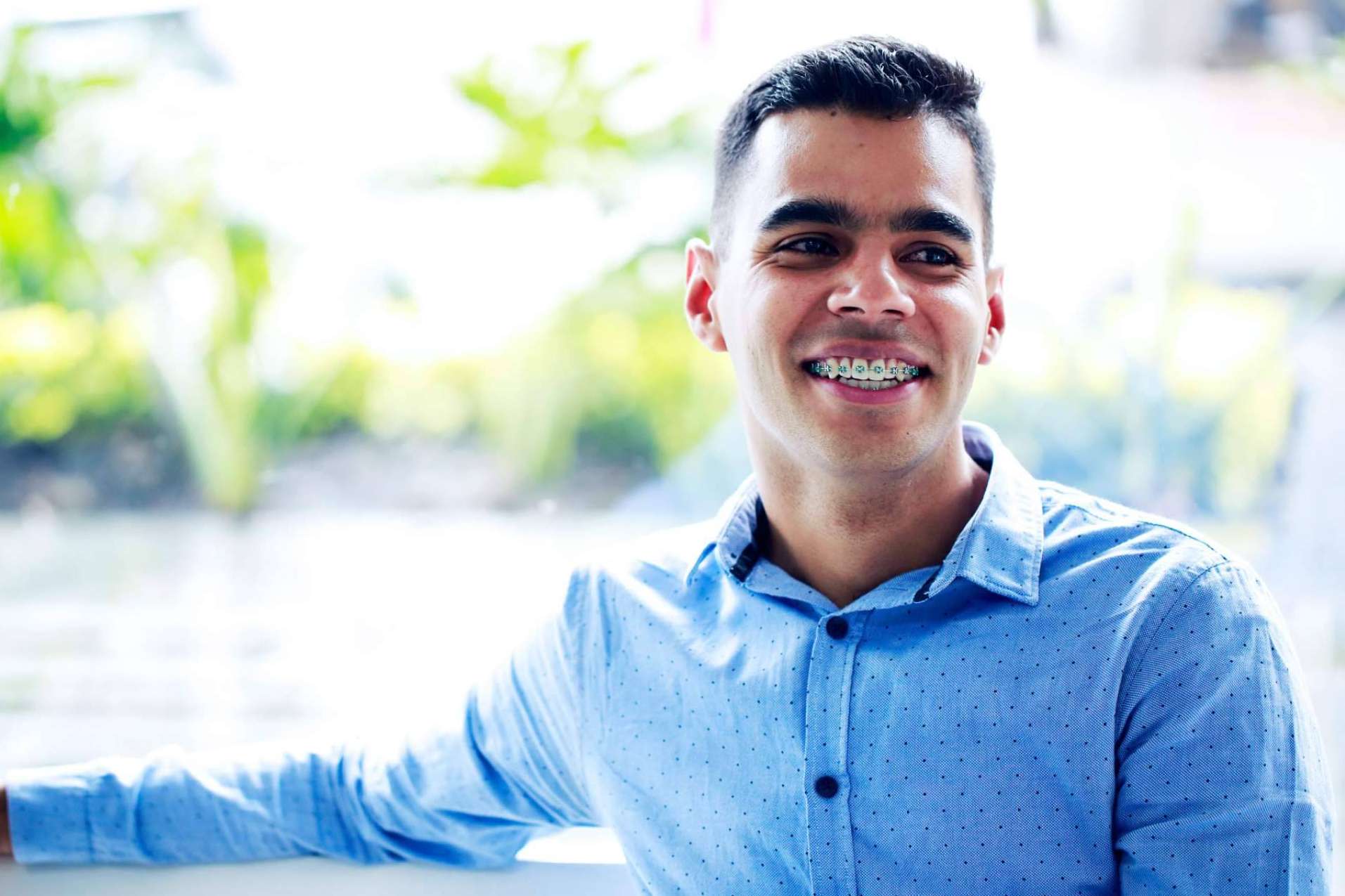 Marlon Becerra y sus secretos para evitar la pérdida dental y disfrutar de donrisas duraderas;