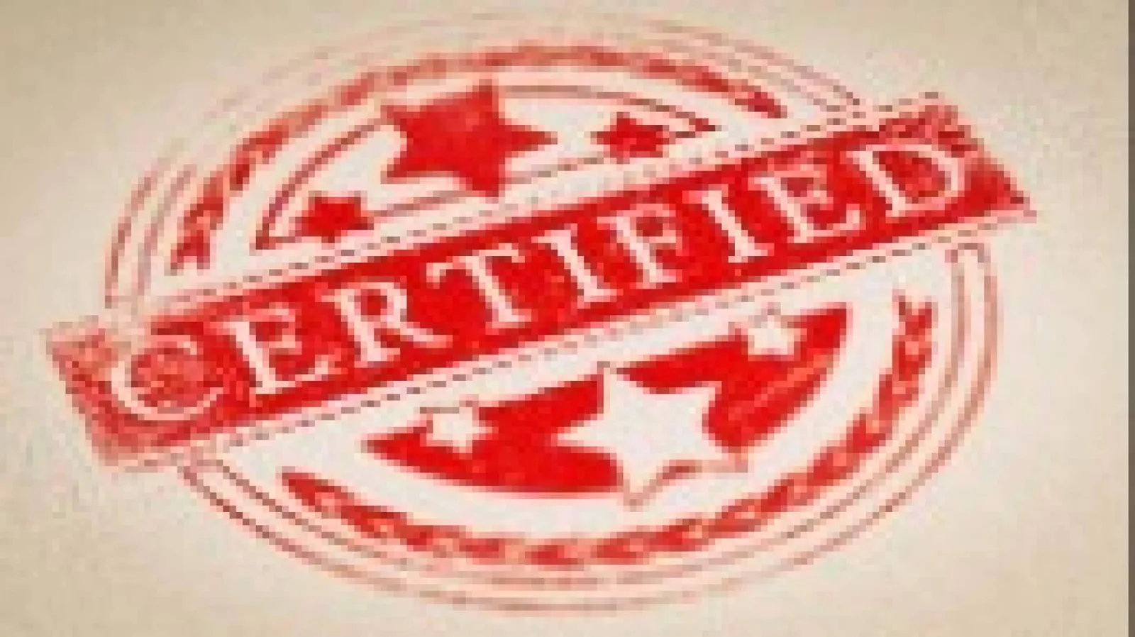 Títulos falsos en Colombia; la verificación con blockchain y código QR llega a los certificados